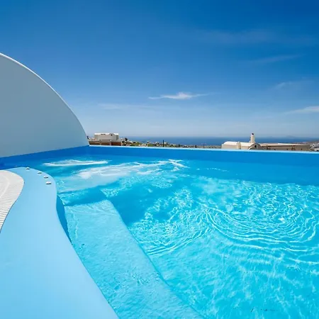 Aegean Blue Pýrgos