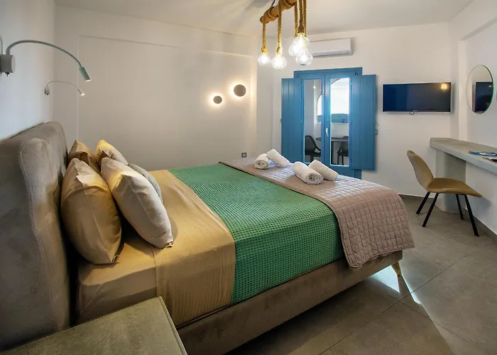 Aegean Blue * Pýrgos