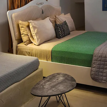 Aegean Blue * Pýrgos